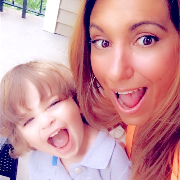 Meet your Posher, Zoey - Picture 1 of 1